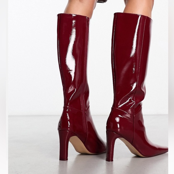 NWT- RED PATENT LEATHER KNEE-HIGH HEELED BOOT w ZIP US SZ 10-11 - Picture 2 of 5